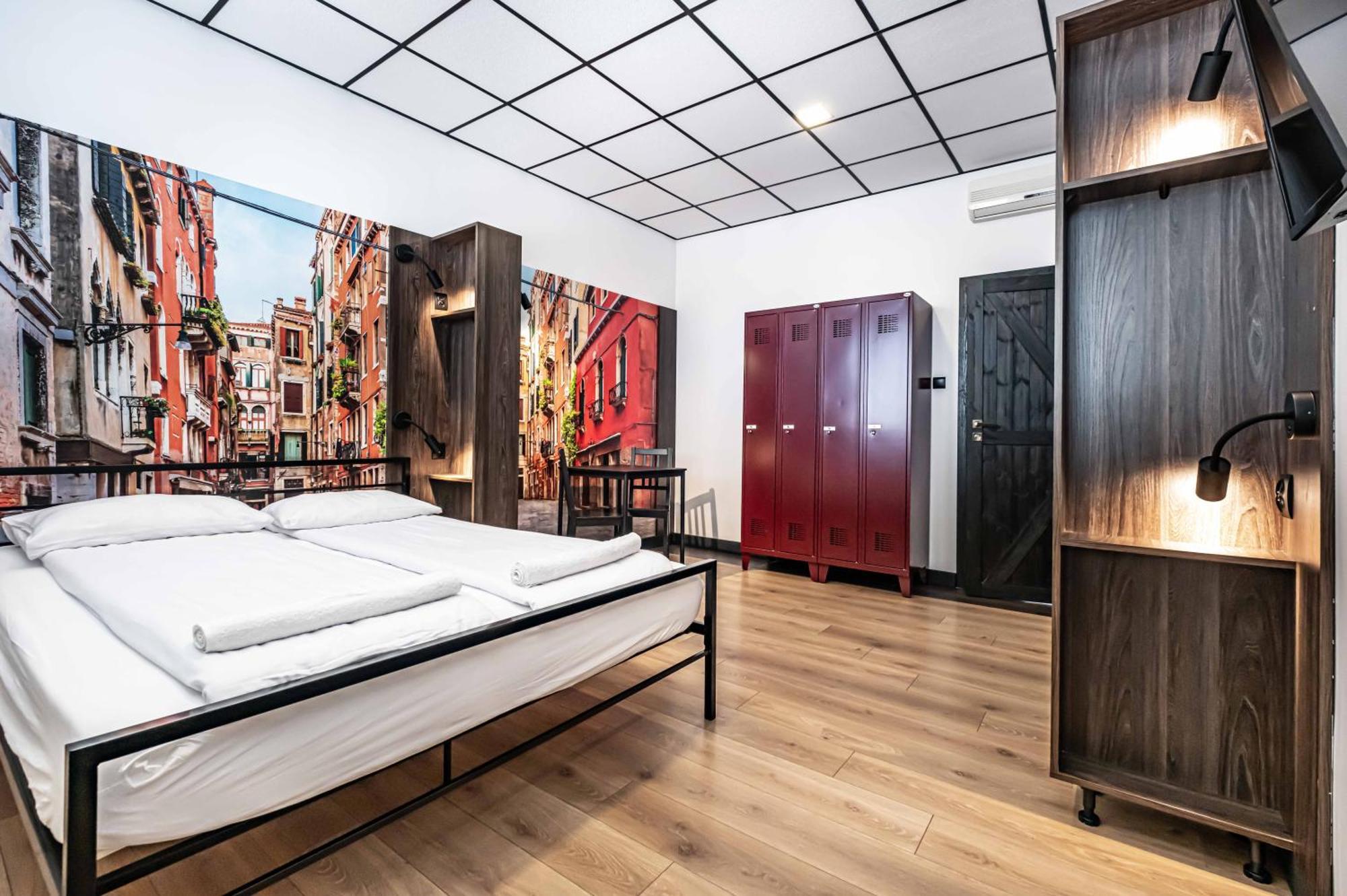 Vola Hostel Varšava Exteriér fotografie